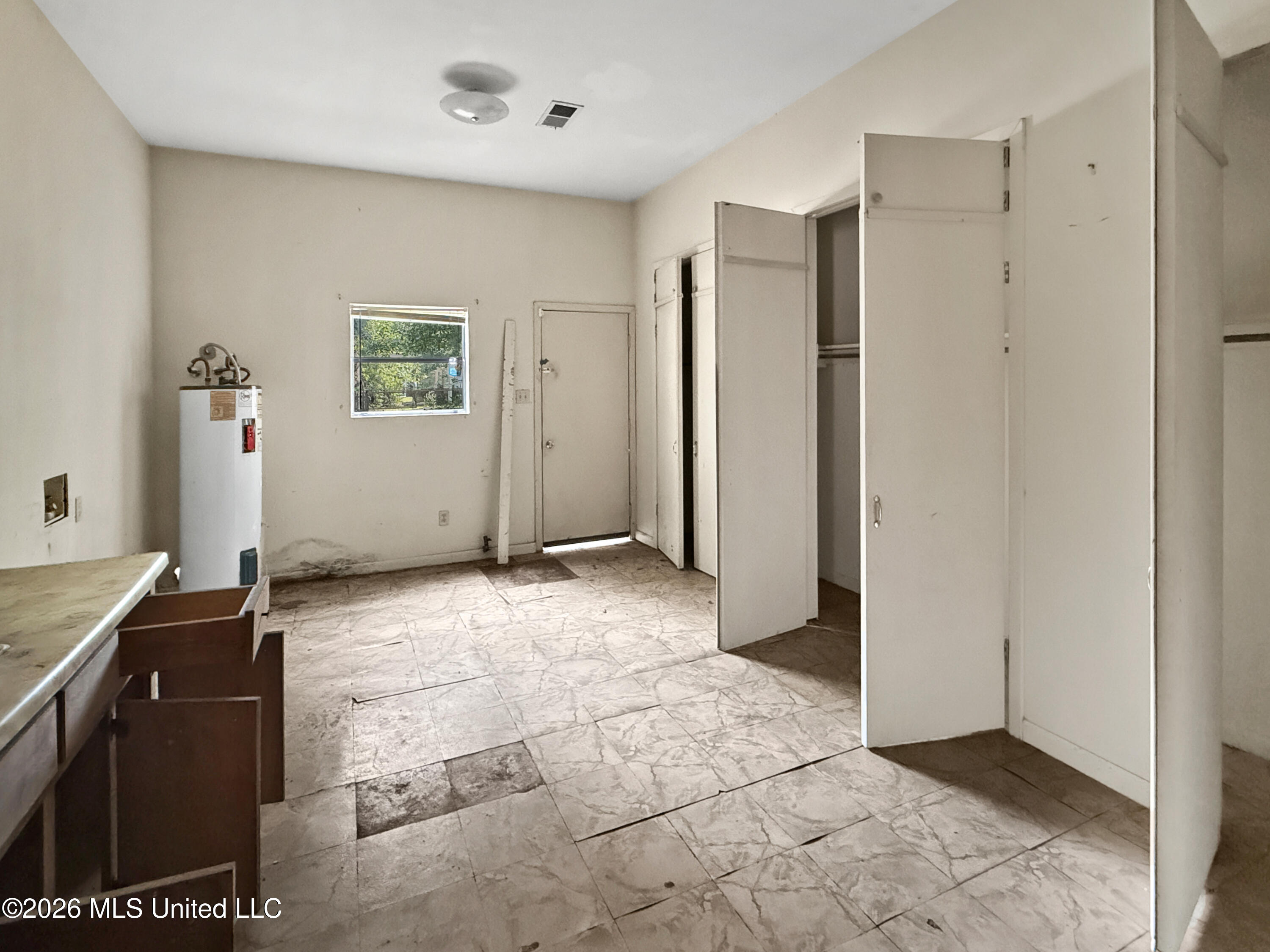500 Pine Street Property Photo 10