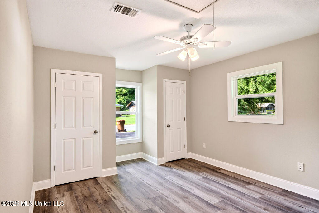 2154 Floyd Drive Property Photo 10