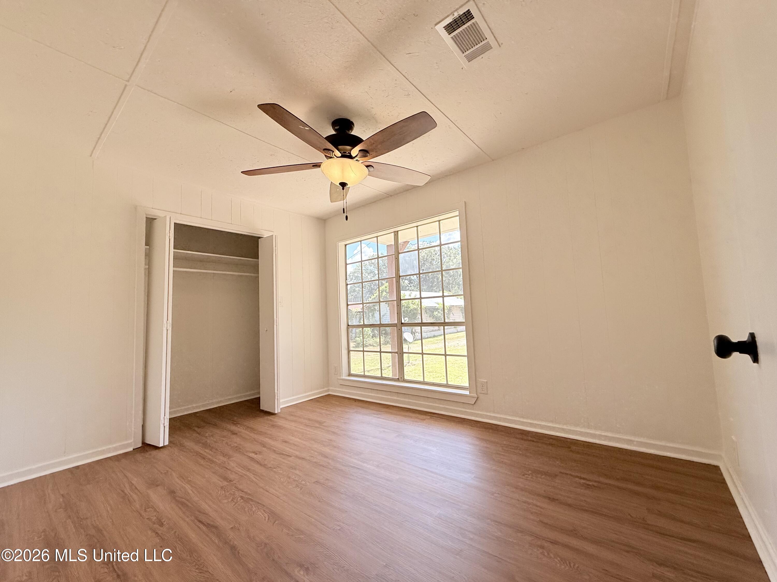 1091 2nd Street Property Photo 9
