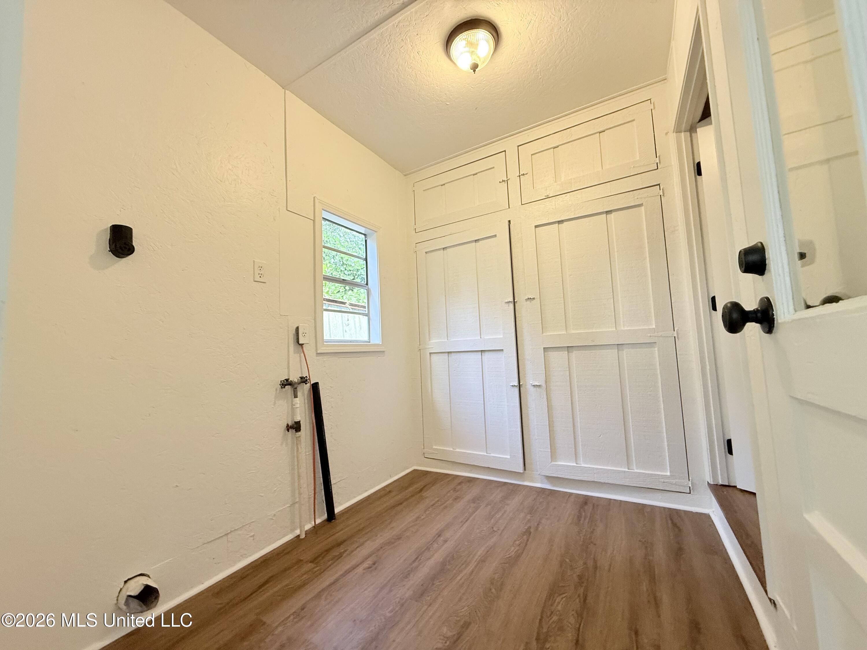 1091 2nd Street Property Photo 14