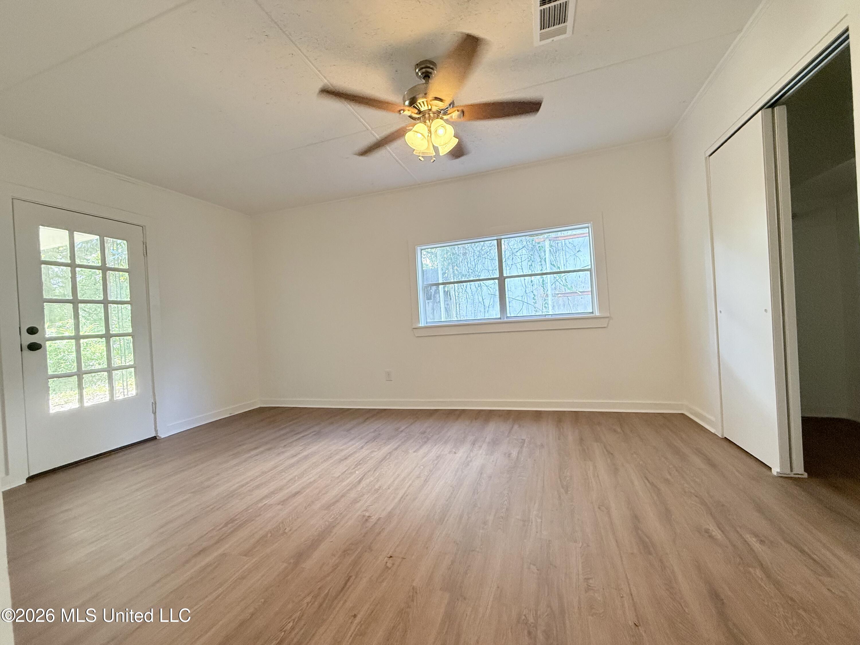 1091 2nd Street Property Photo 16