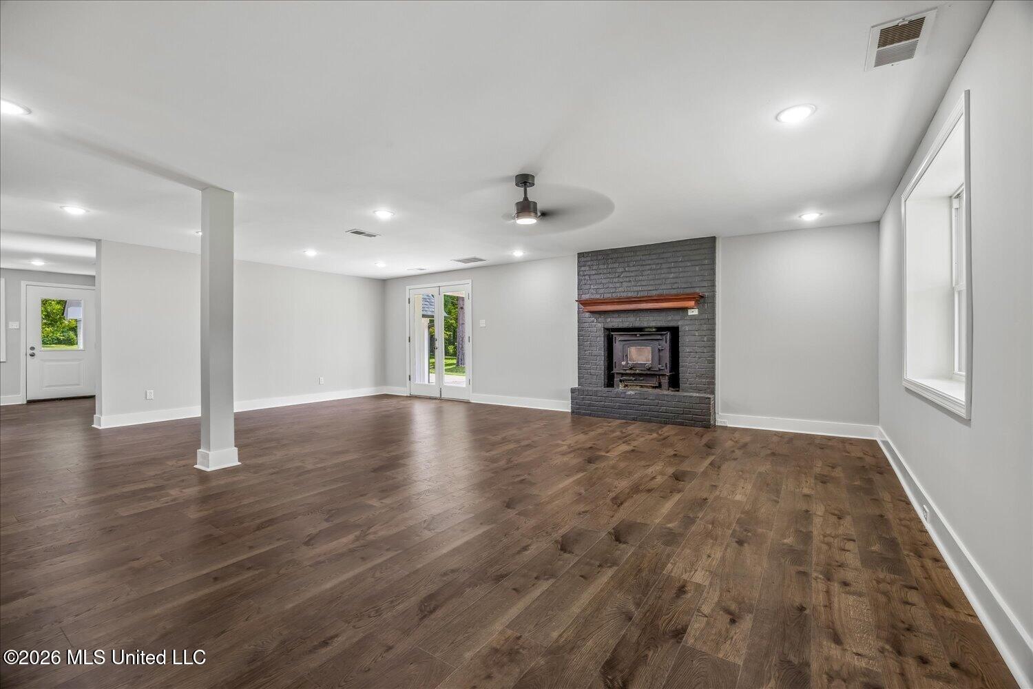 4673 Douglas Drive Property Photo 13