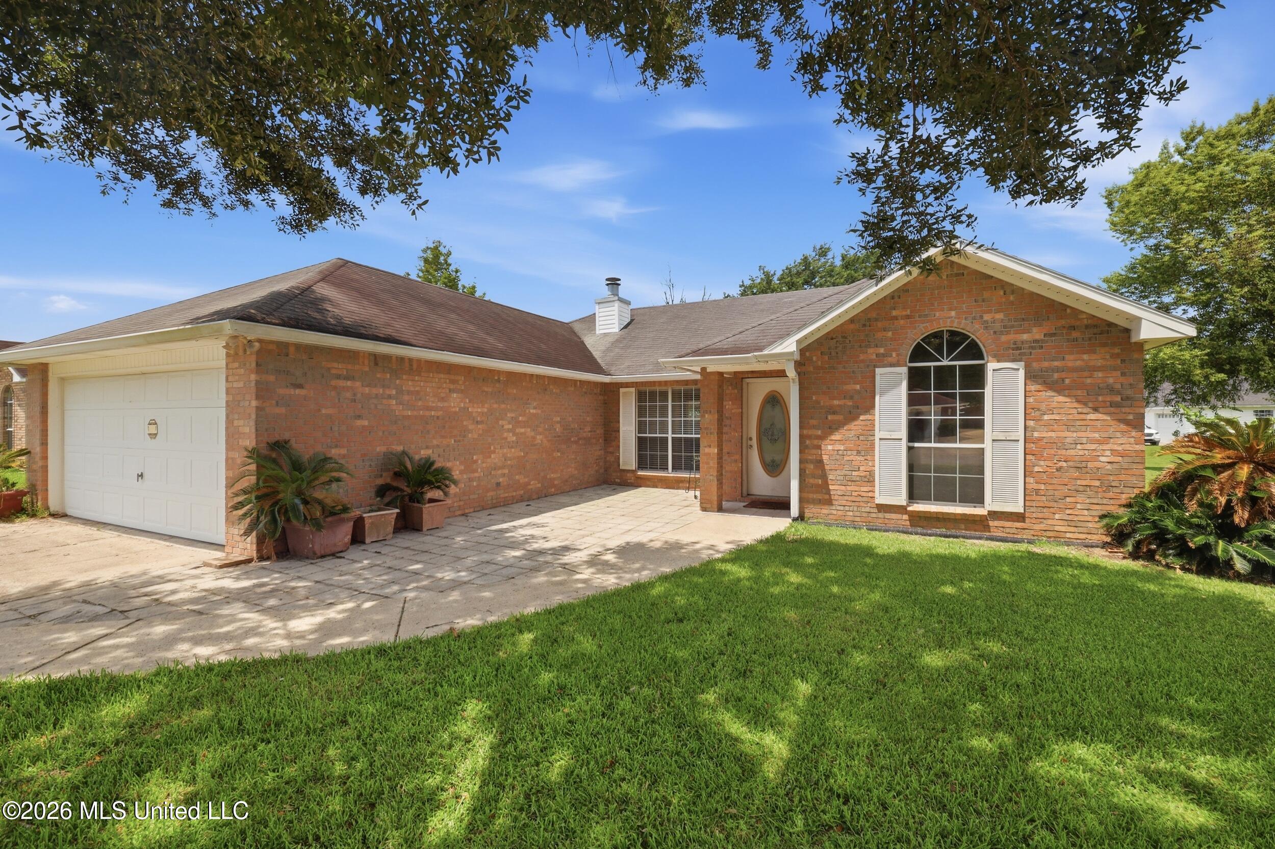 3217 Stonegate Circle Property Photo 4