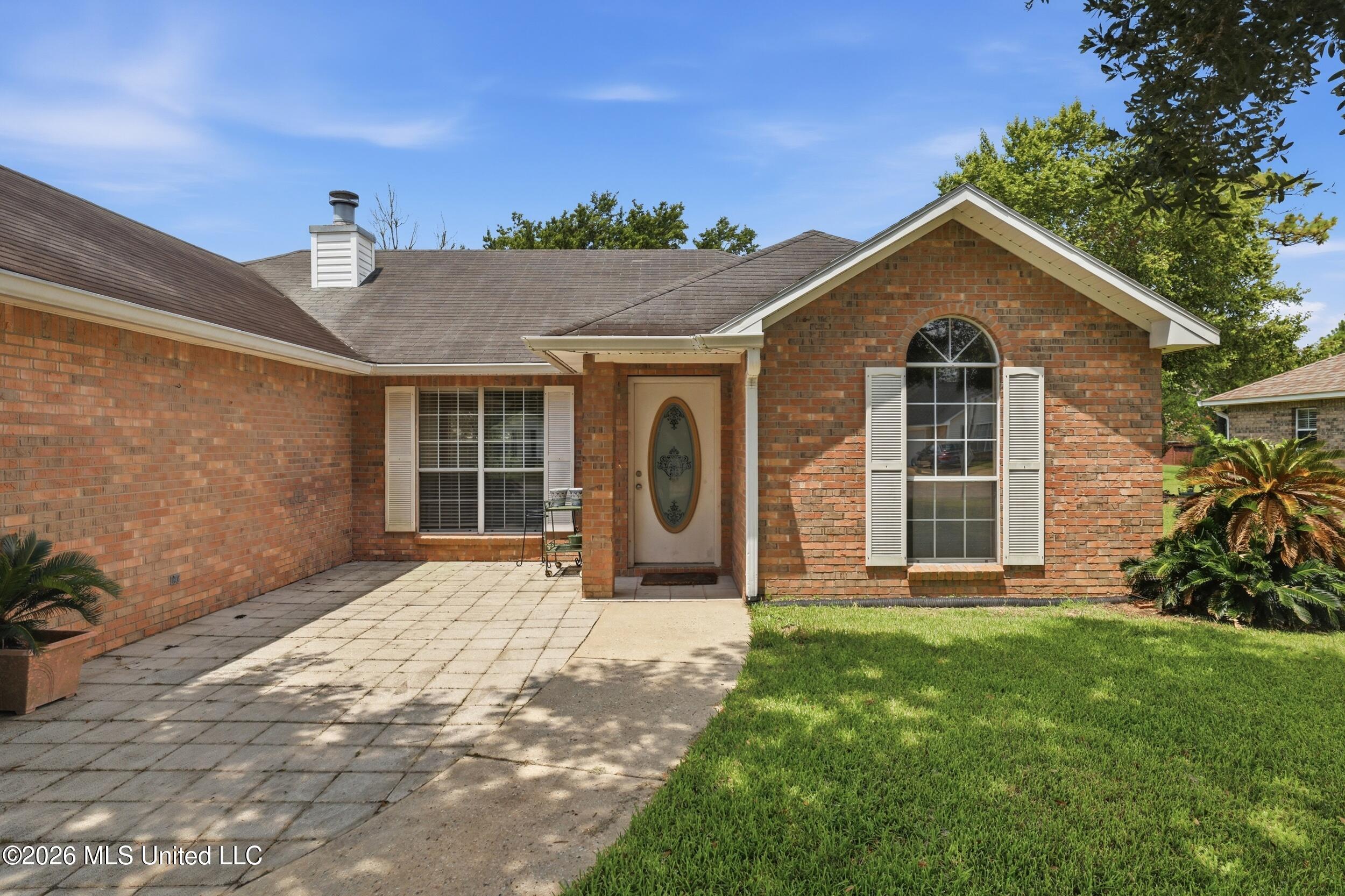 3217 Stonegate Circle Property Photo 5