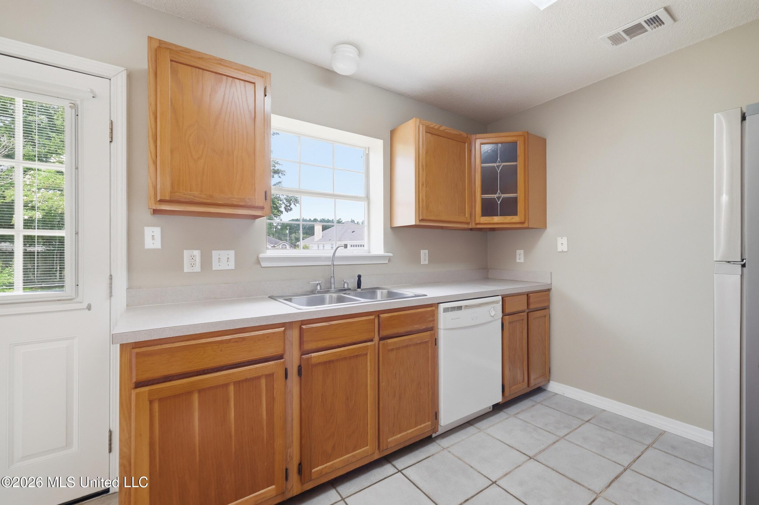 3217 Stonegate Circle Property Photo 12