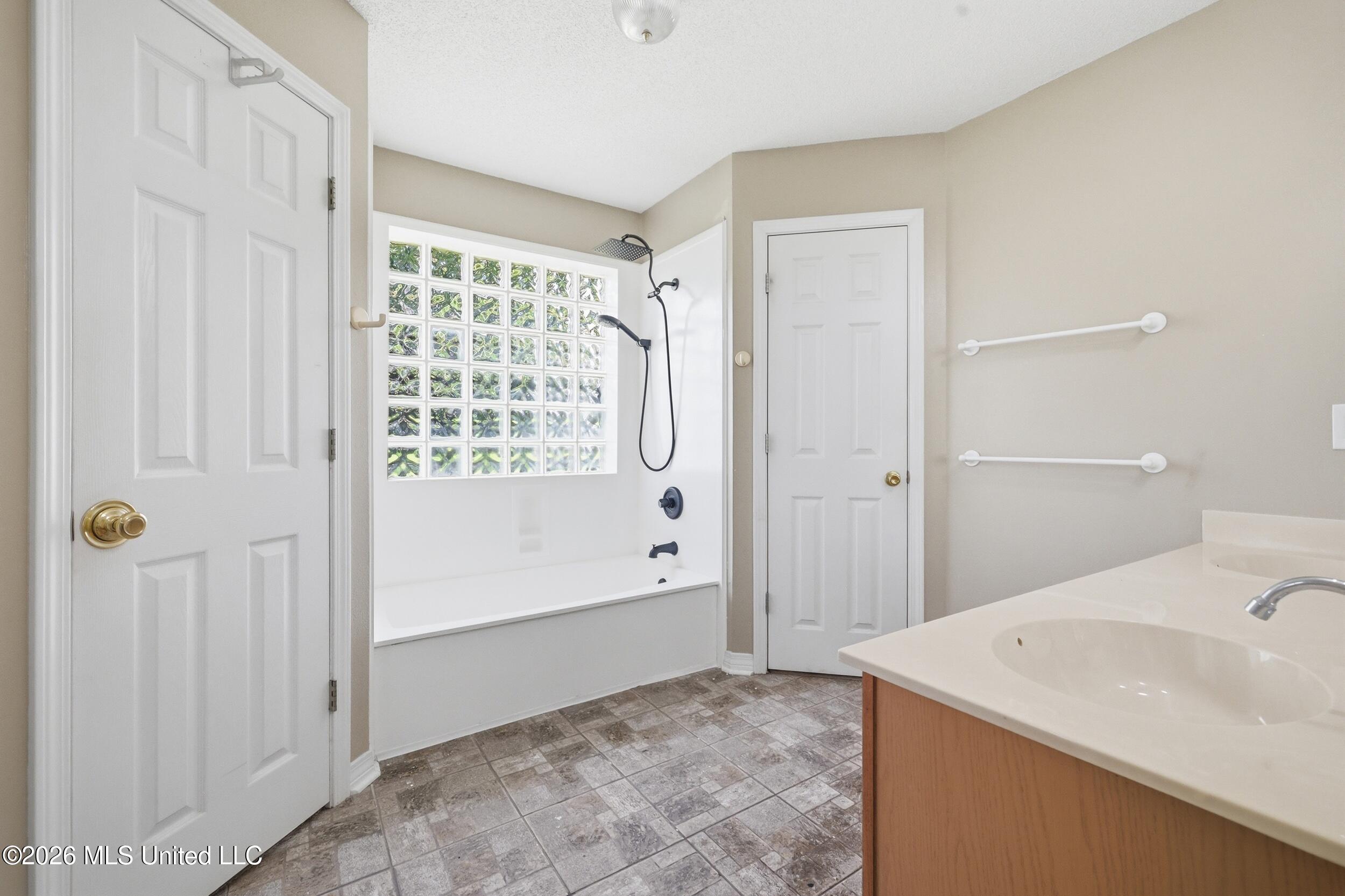 3217 Stonegate Circle Property Photo 22