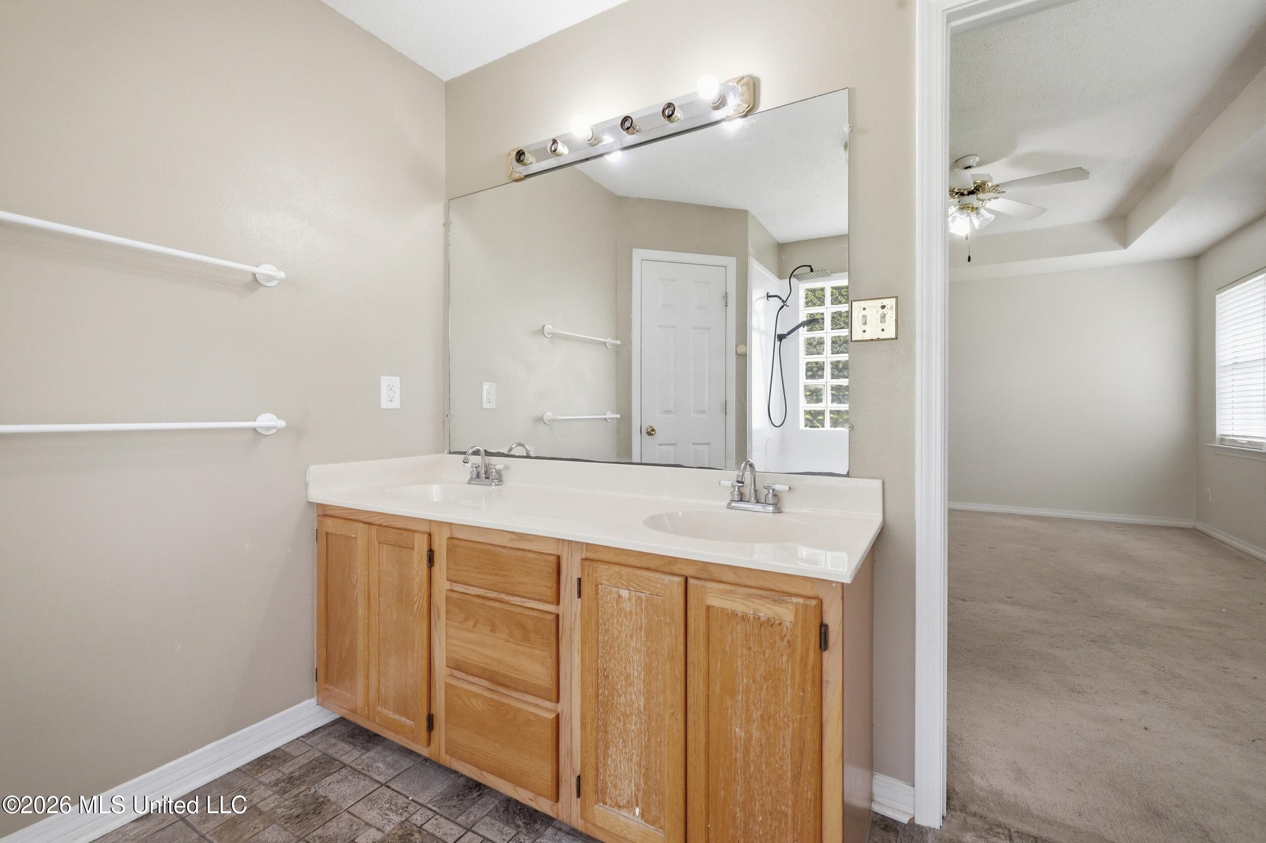3217 Stonegate Circle Property Photo 23