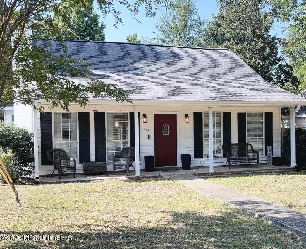 9534 Laa La Way Property Photo 1
