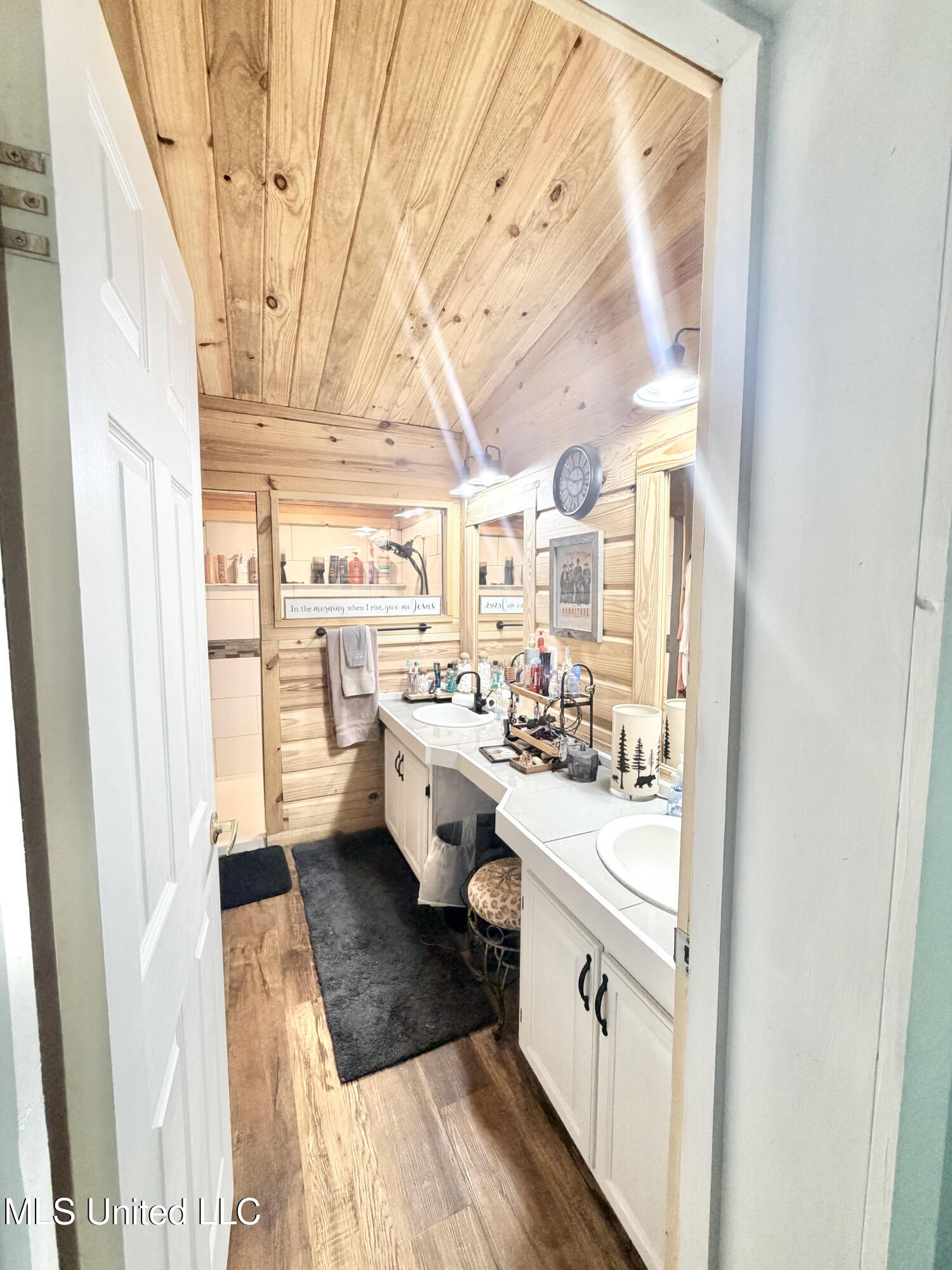 135 Burger Road Property Photo 16