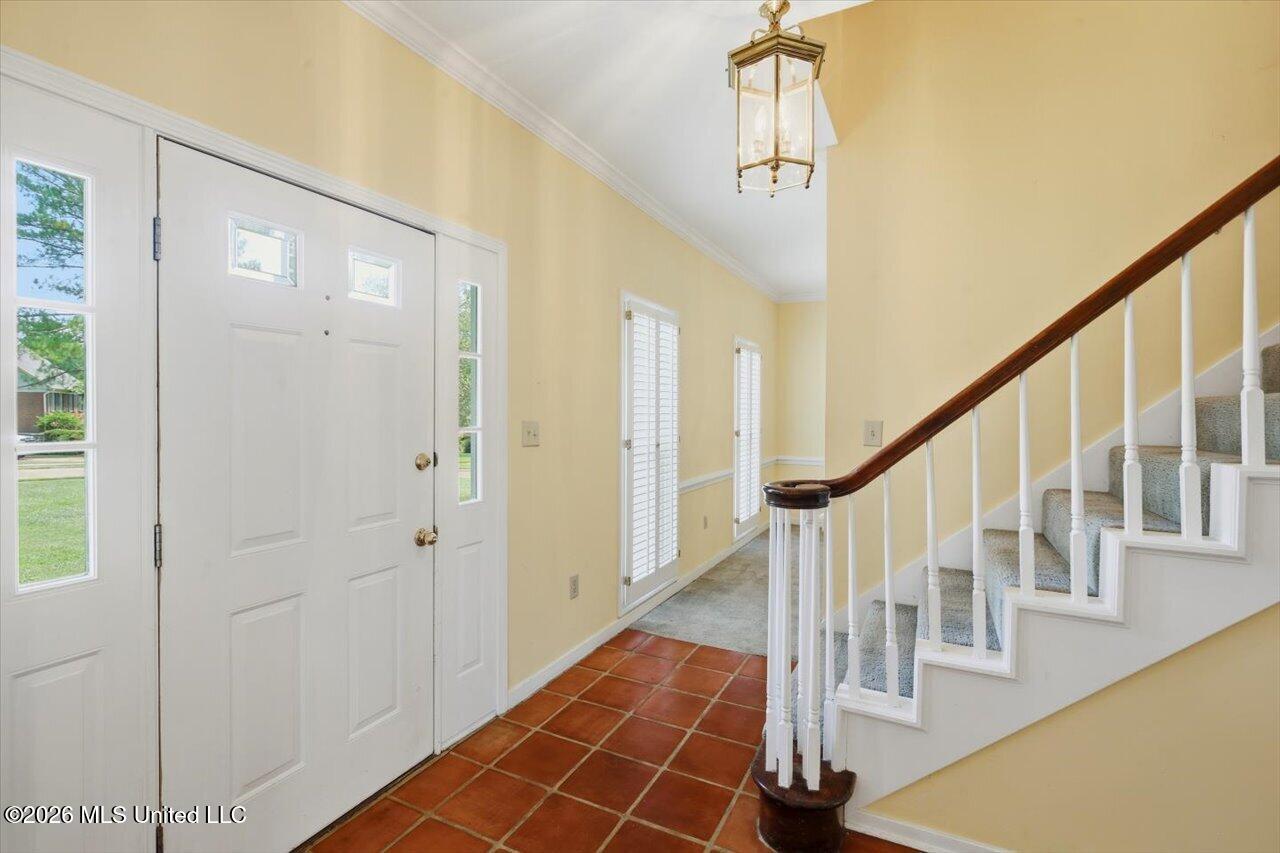 15 S Crownpointe Drive Property Photo 3