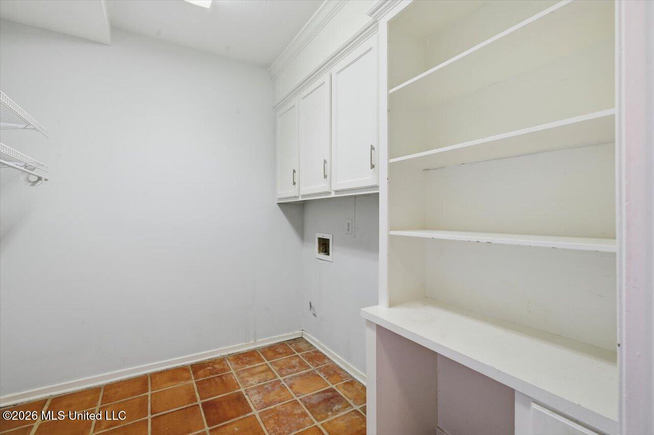 15 S Crownpointe Drive Property Photo 13