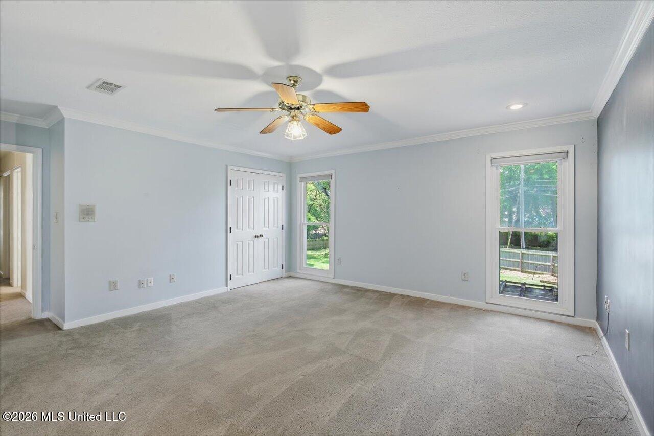 15 S Crownpointe Drive Property Photo 15