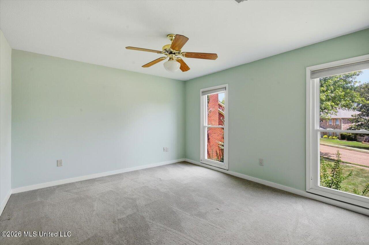 15 S Crownpointe Drive Property Photo 21