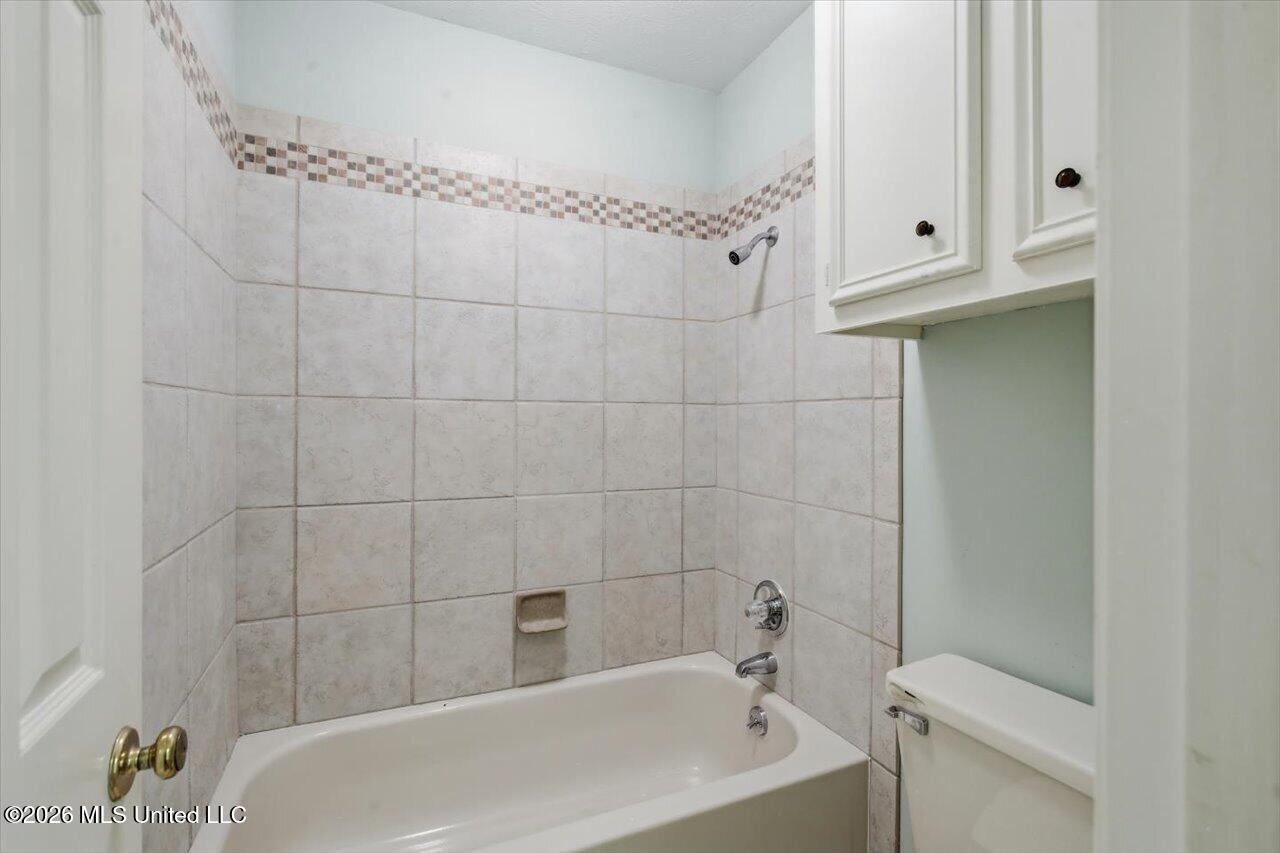 15 S Crownpointe Drive Property Photo 25
