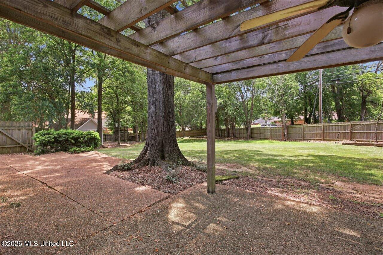 15 S Crownpointe Drive Property Photo 32