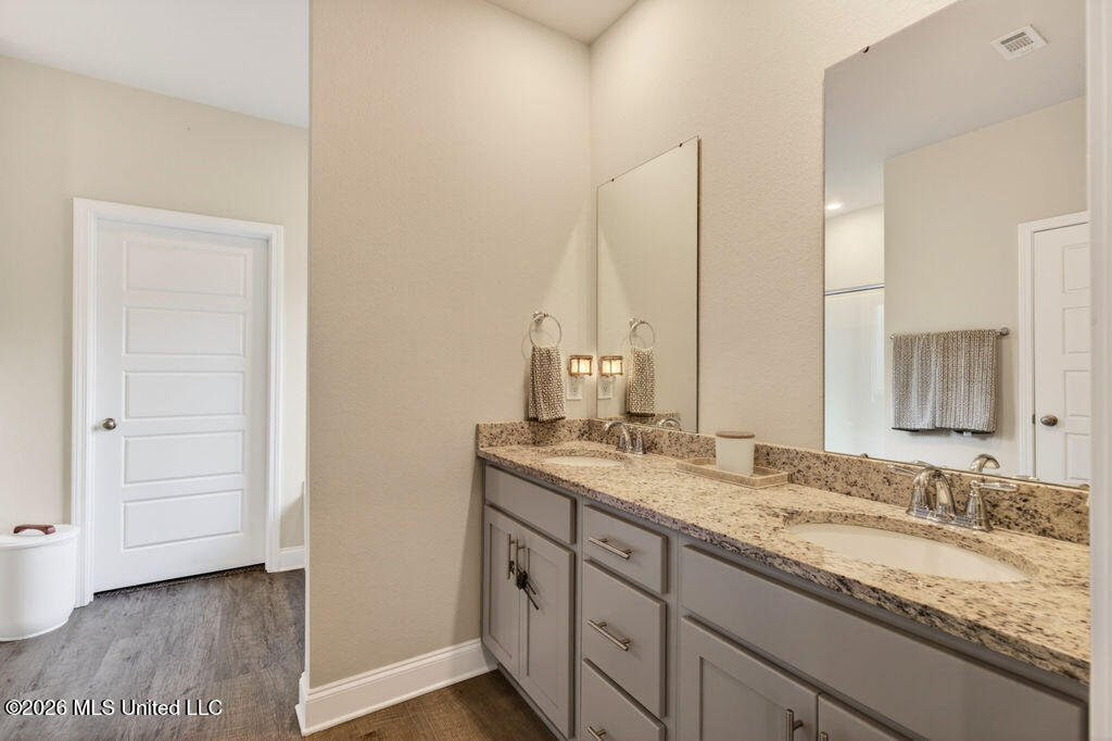 8009 Crawford Drive Property Photo 21