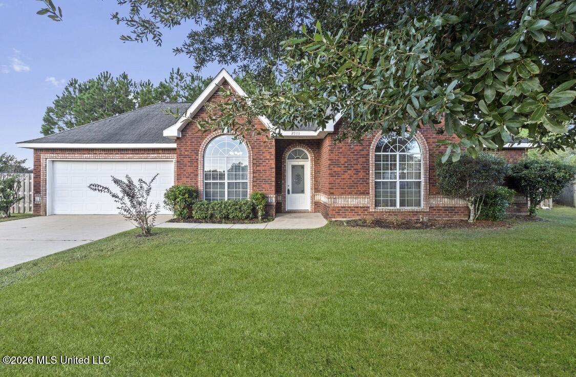 2933 Village Circle Property Photo 1
