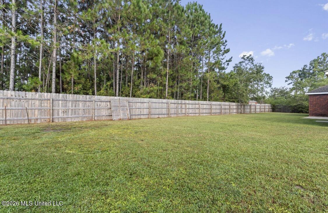 2933 Village Circle Property Photo 6