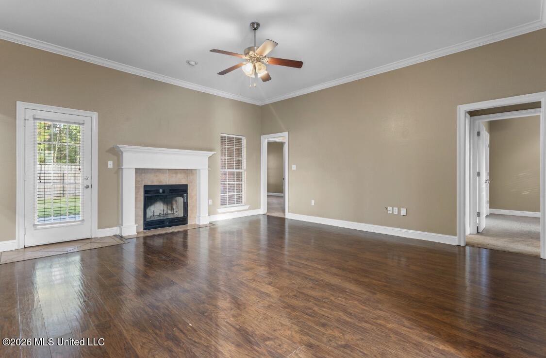 2933 Village Circle Property Photo 8