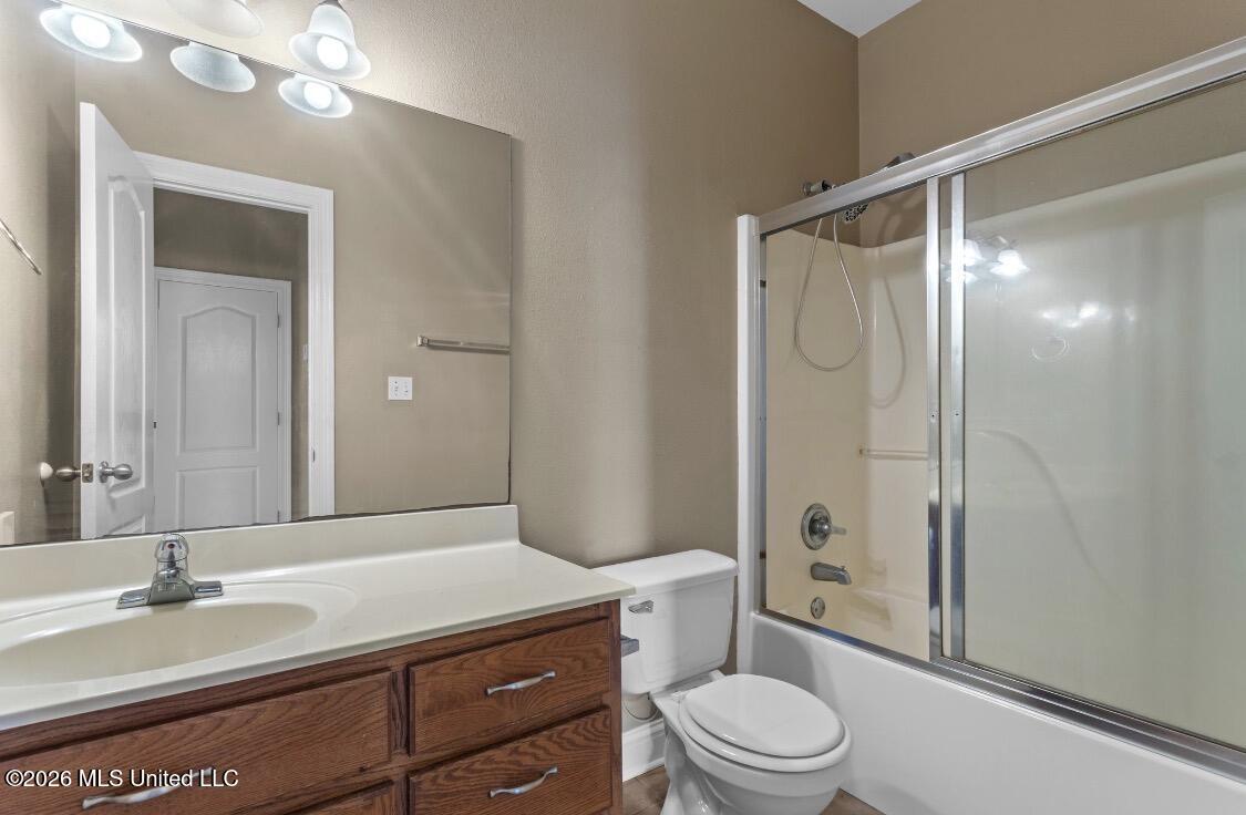 2933 Village Circle Property Photo 21