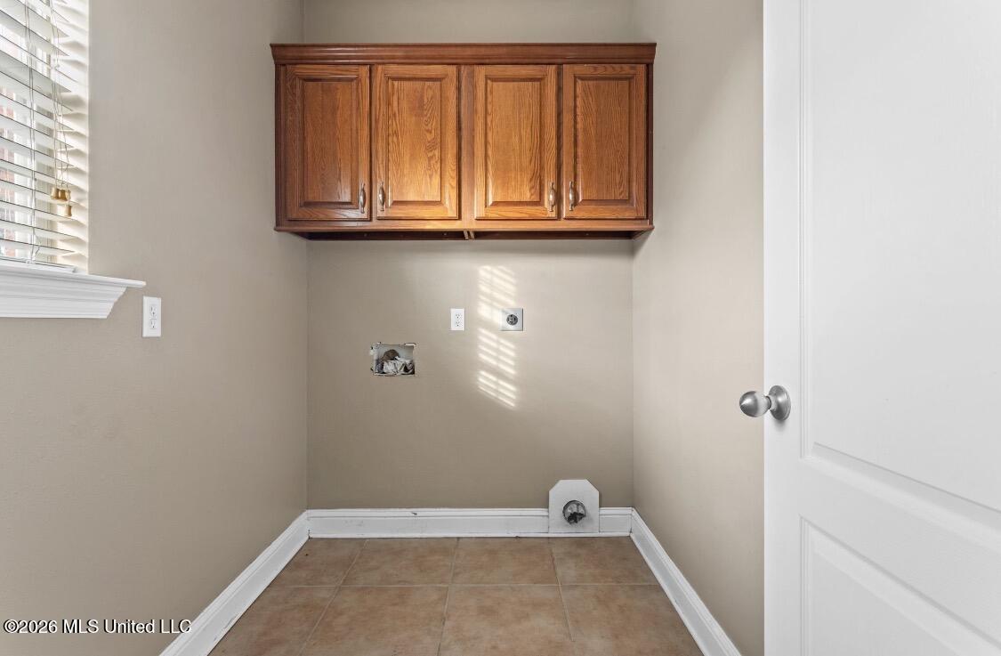 2933 Village Circle Property Photo 24