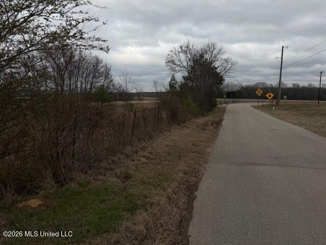 100 Dempsey Dr. Property Photo 4