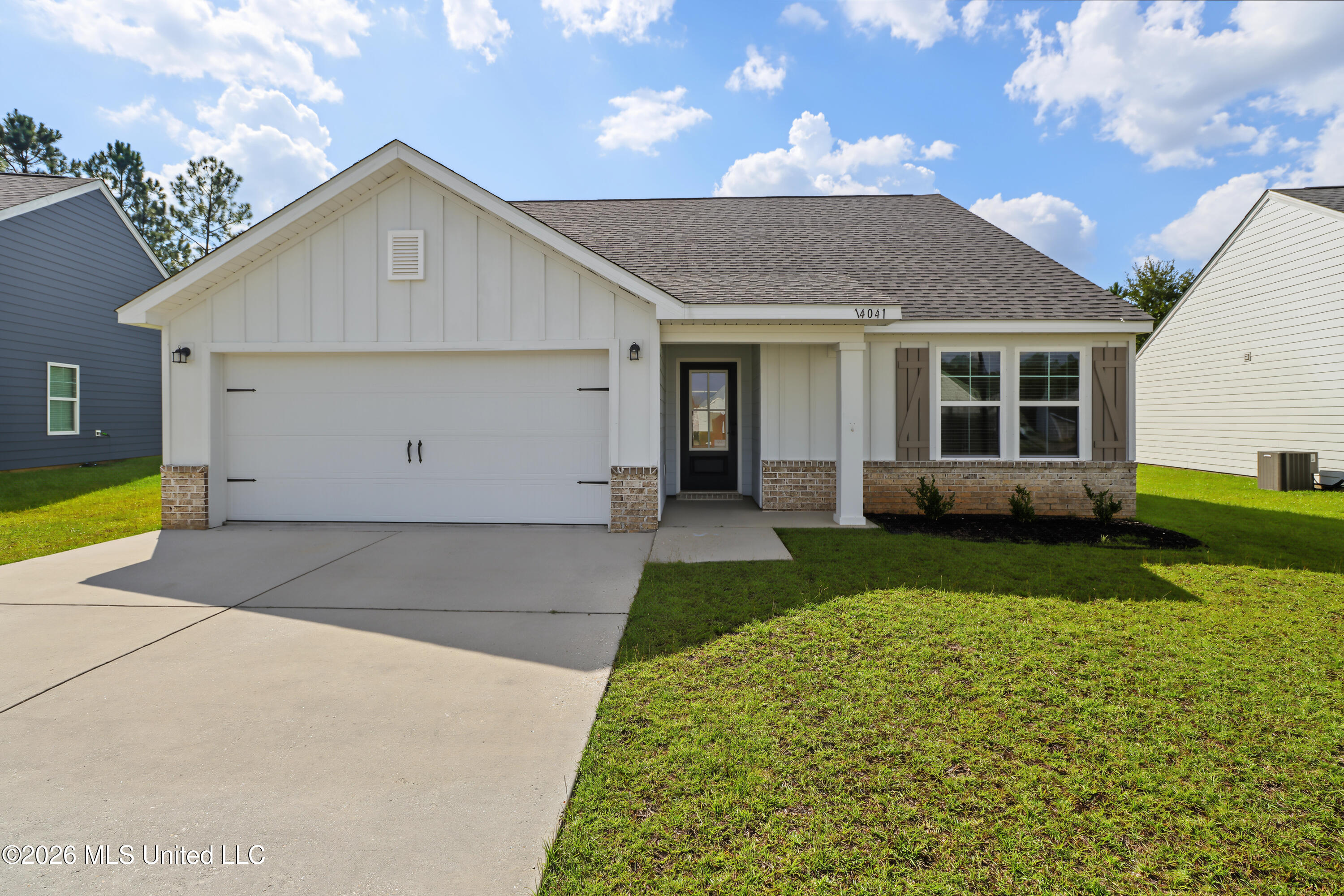 14041 Sanctuary Trails Drive Property Photo 1