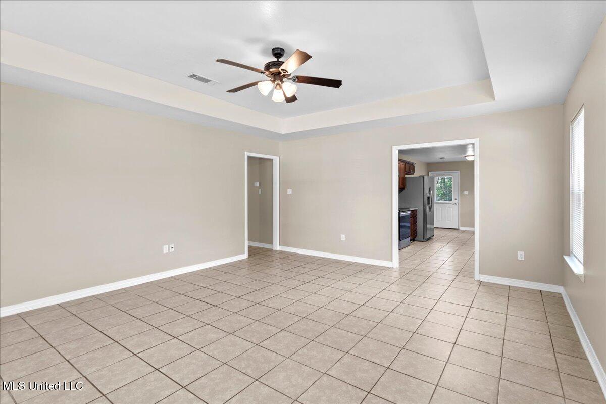 390 Rosalie Maria Drive Property Photo 6
