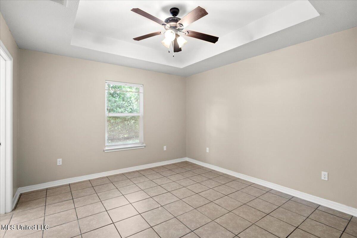 390 Rosalie Maria Drive Property Photo 15