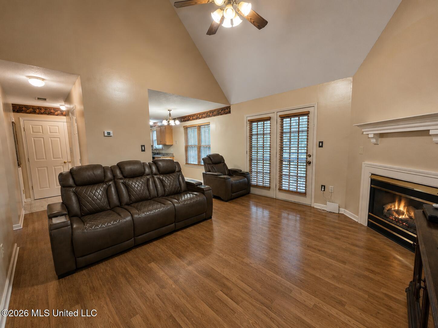2895 Windsor Cove Property Photo 6