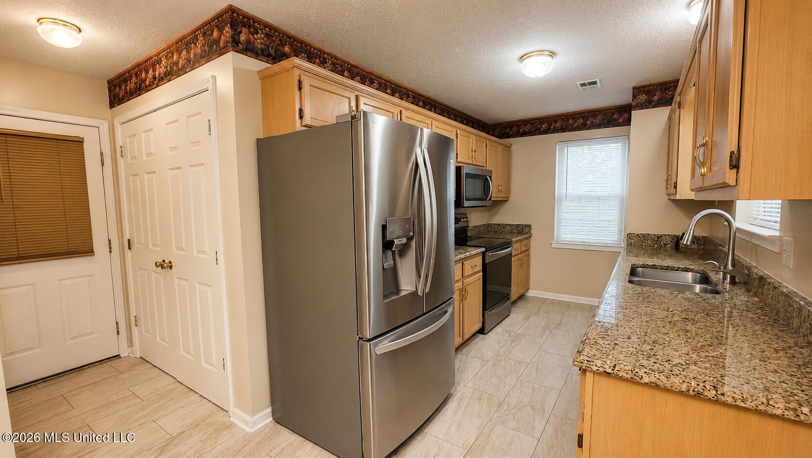 2895 Windsor Cove Property Photo 11