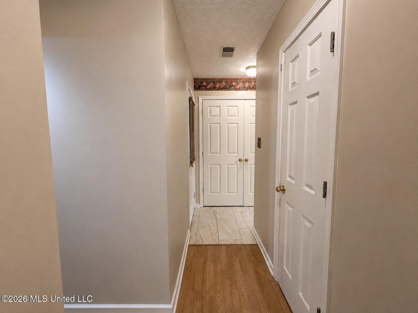 2895 Windsor Cove Property Photo 14