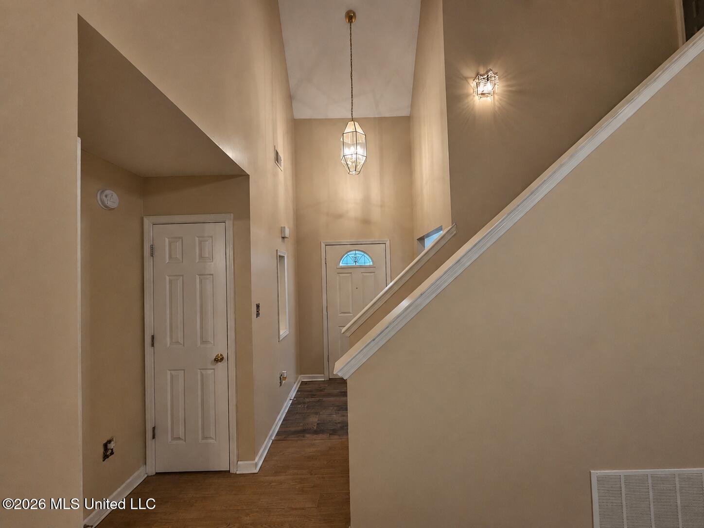 2895 Windsor Cove Property Photo 21
