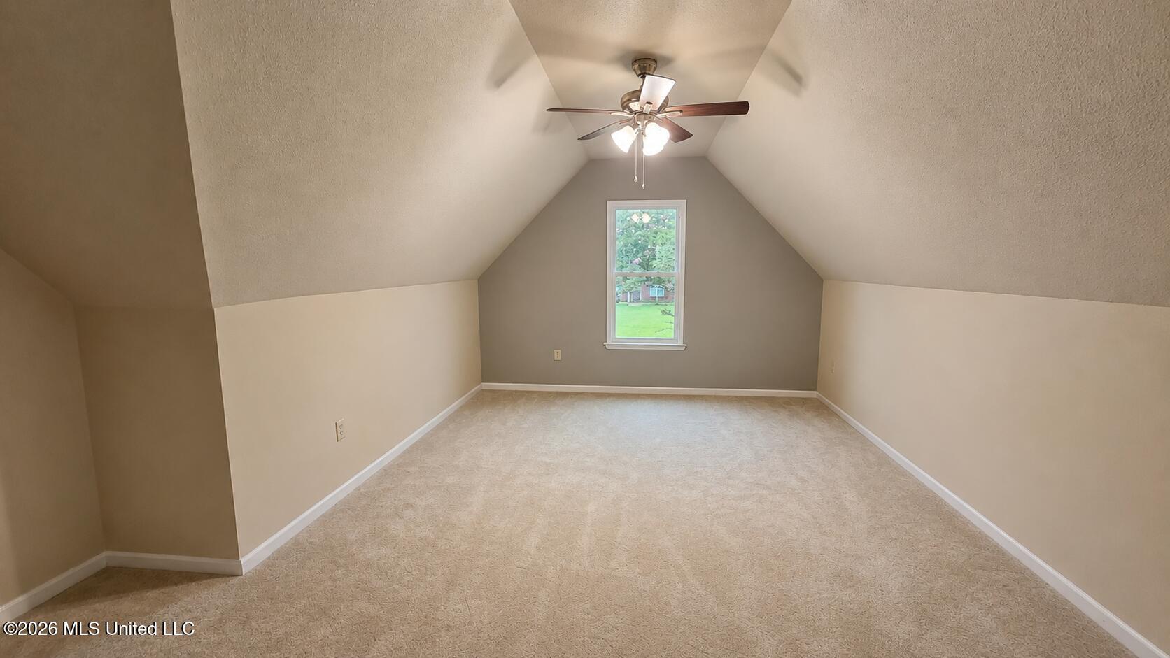 2895 Windsor Cove Property Photo 29