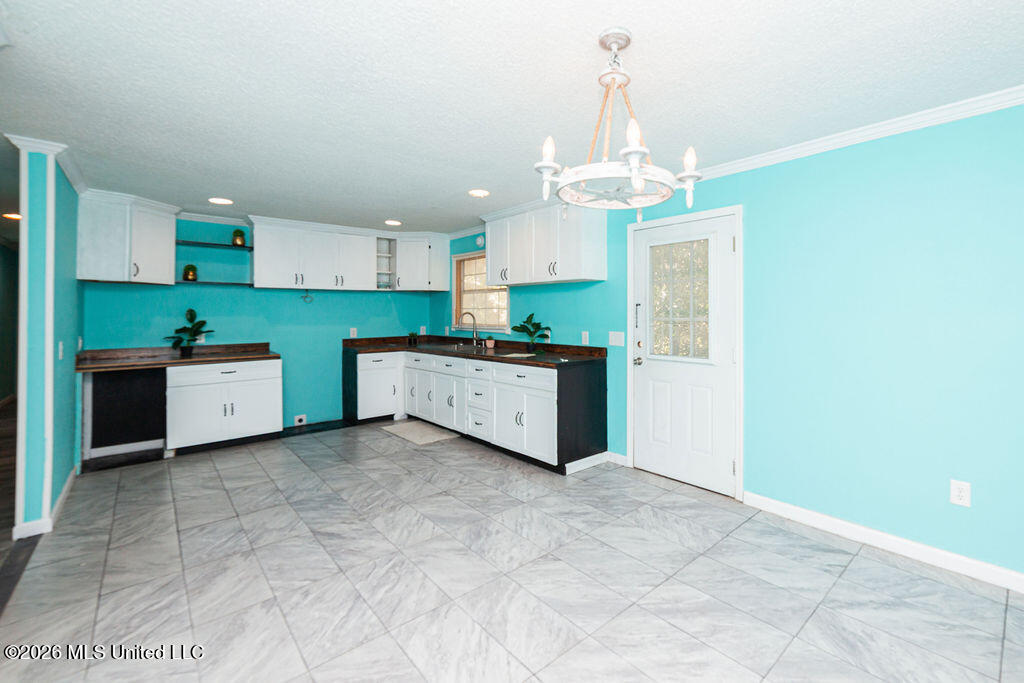 4103 Lake Street Property Photo 14