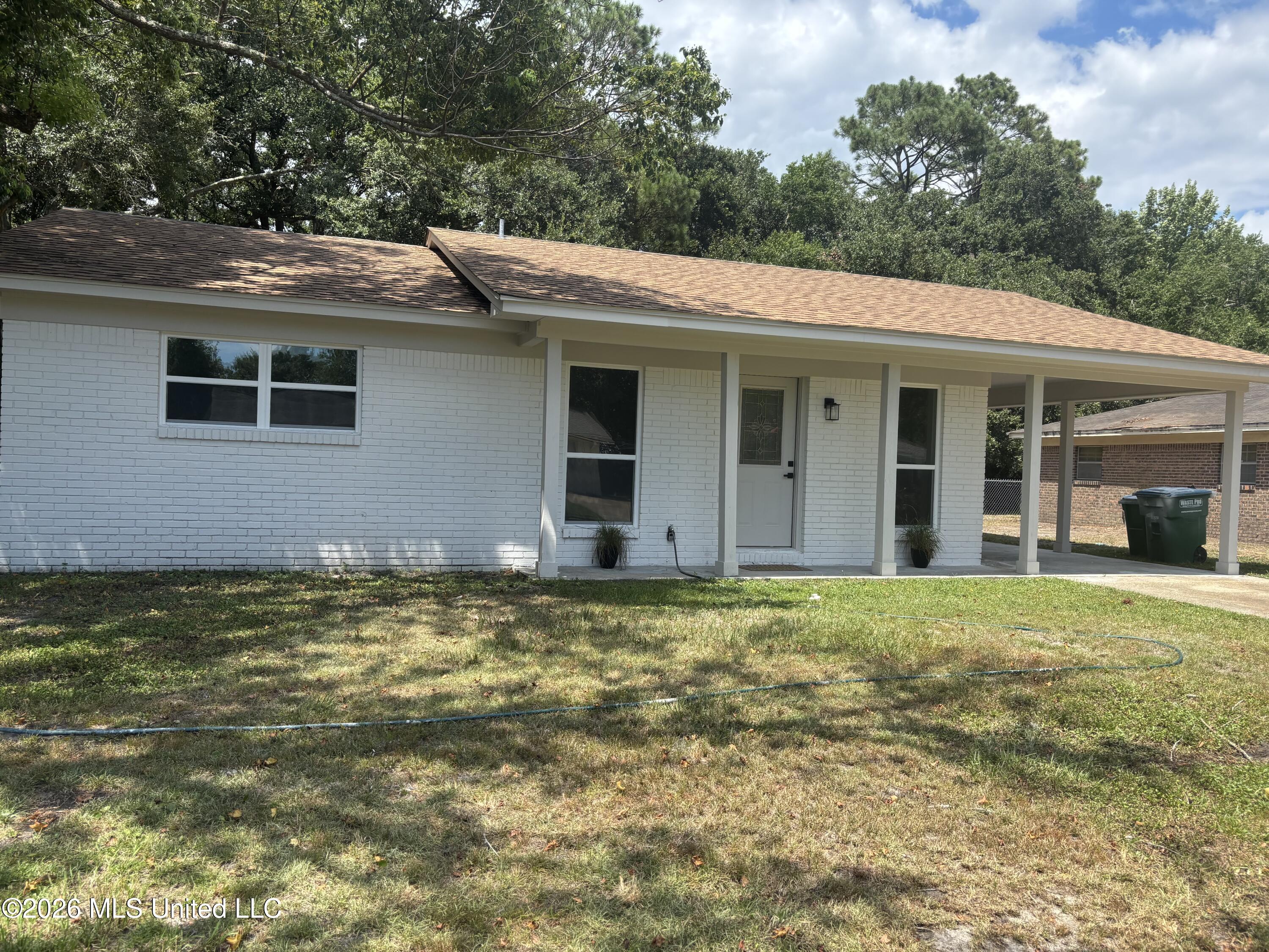 4219 Martha Court Property Photo 2