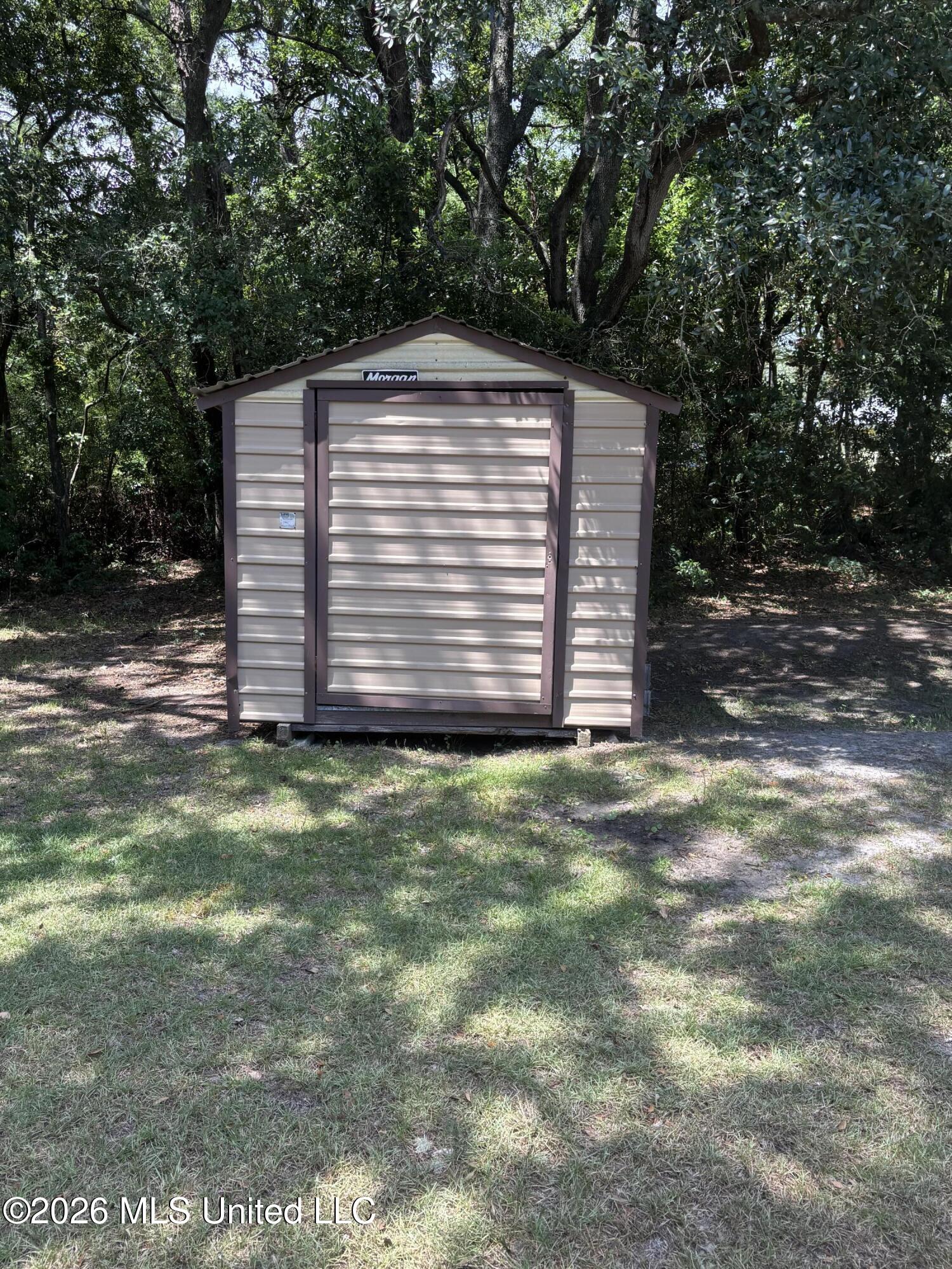 4219 Martha Court Property Photo 8