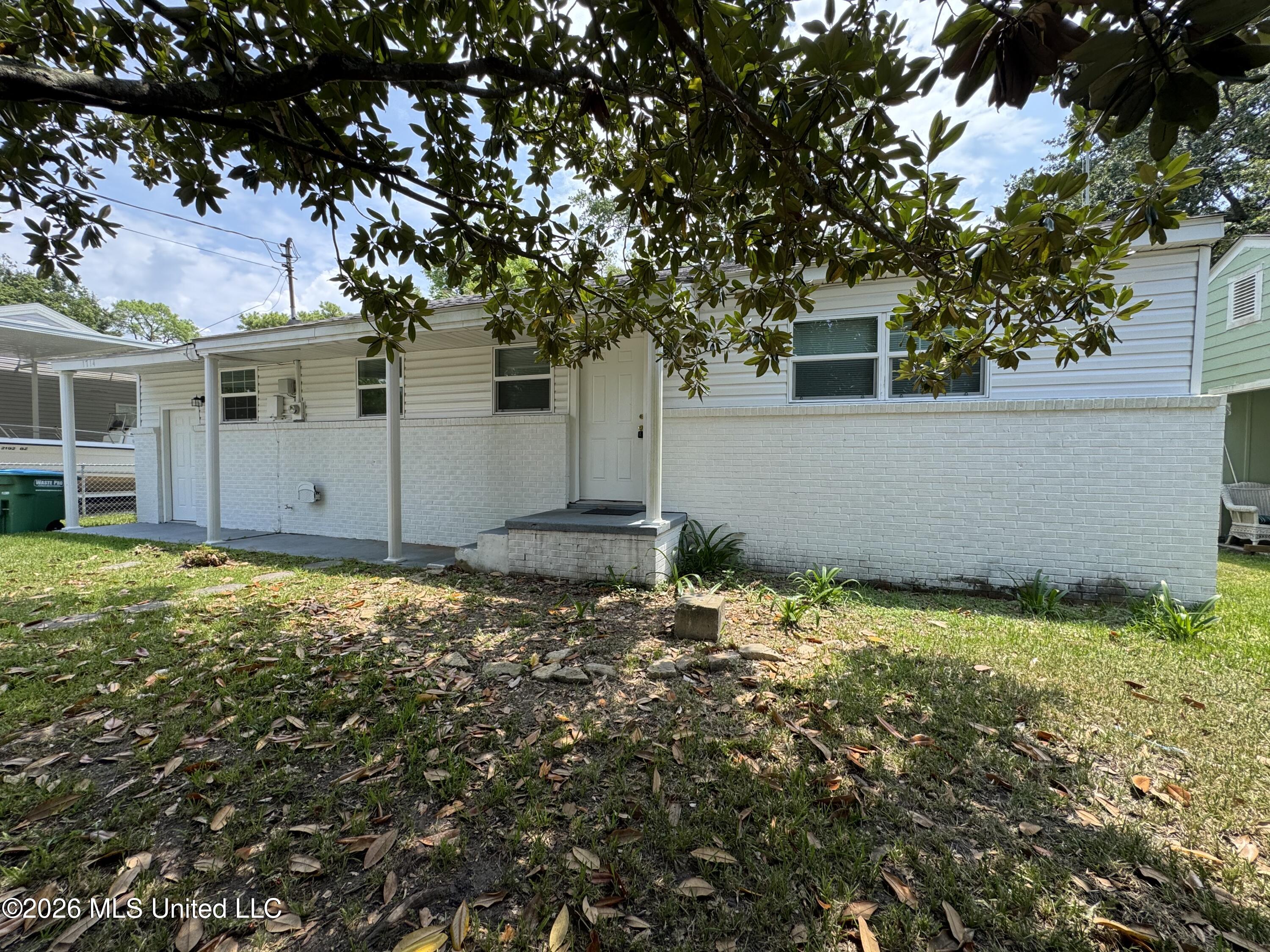 1714 Williams Street Property Photo 3