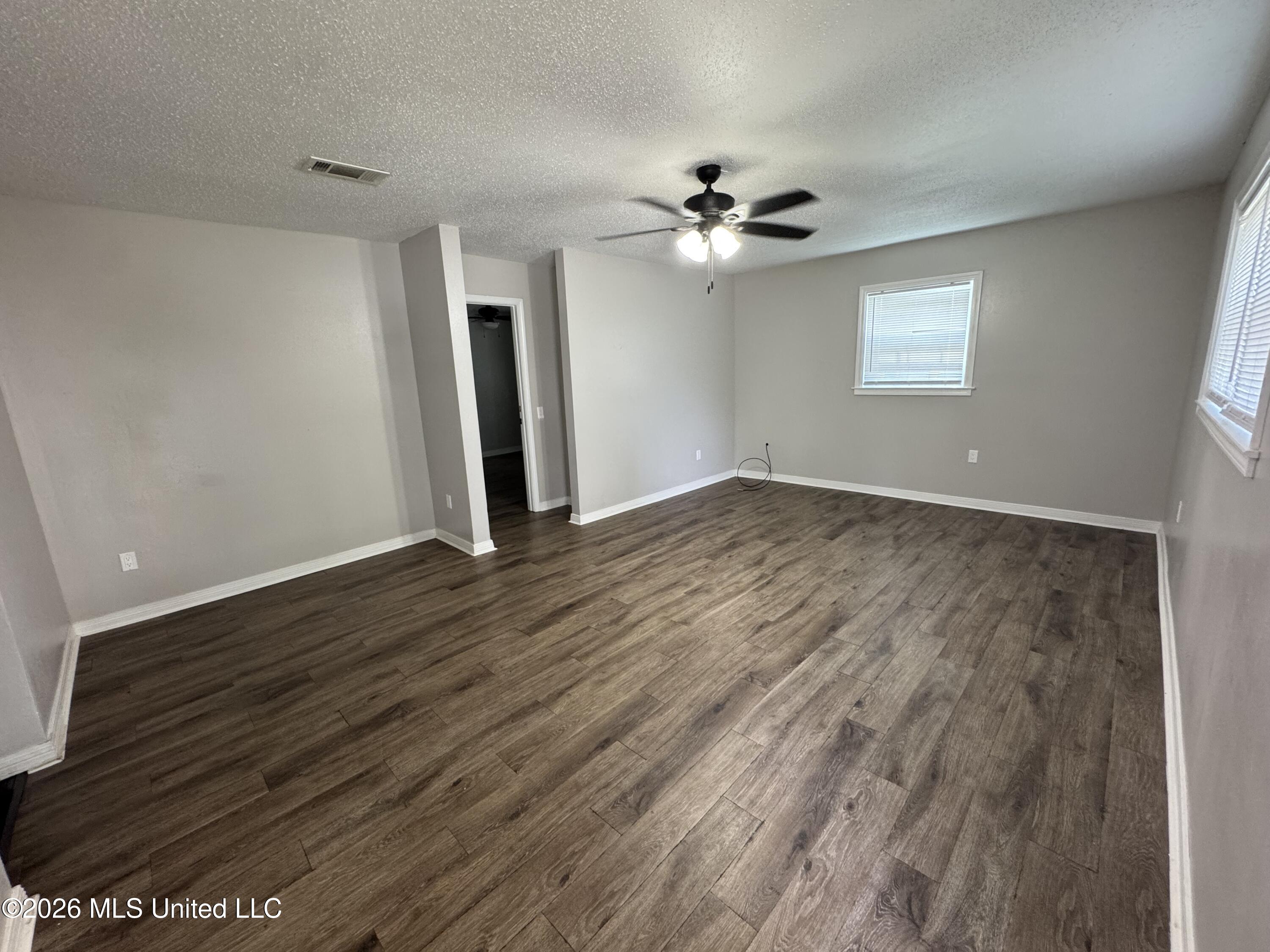1714 Williams Street Property Photo 4