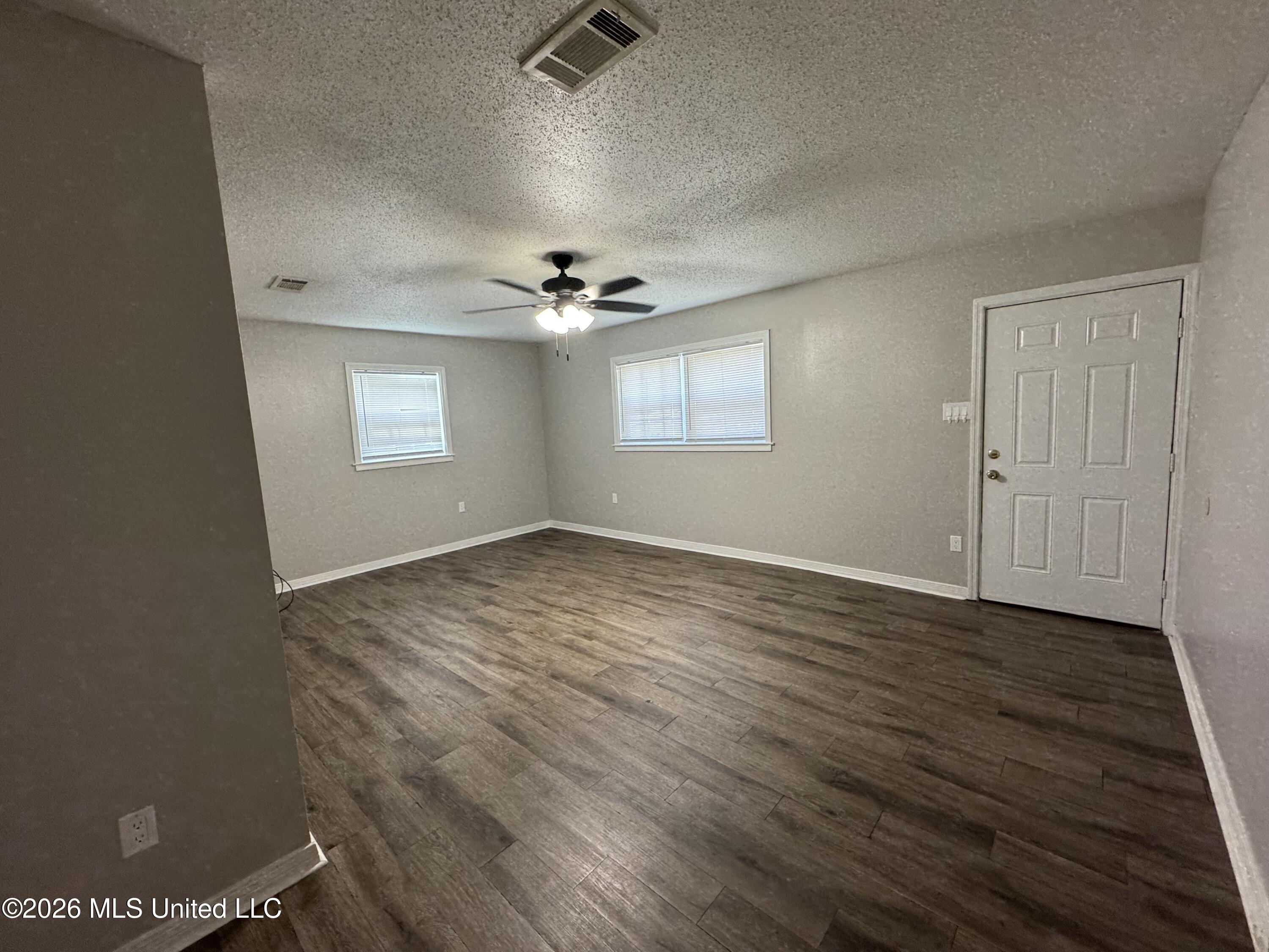 1714 Williams Street Property Photo 6