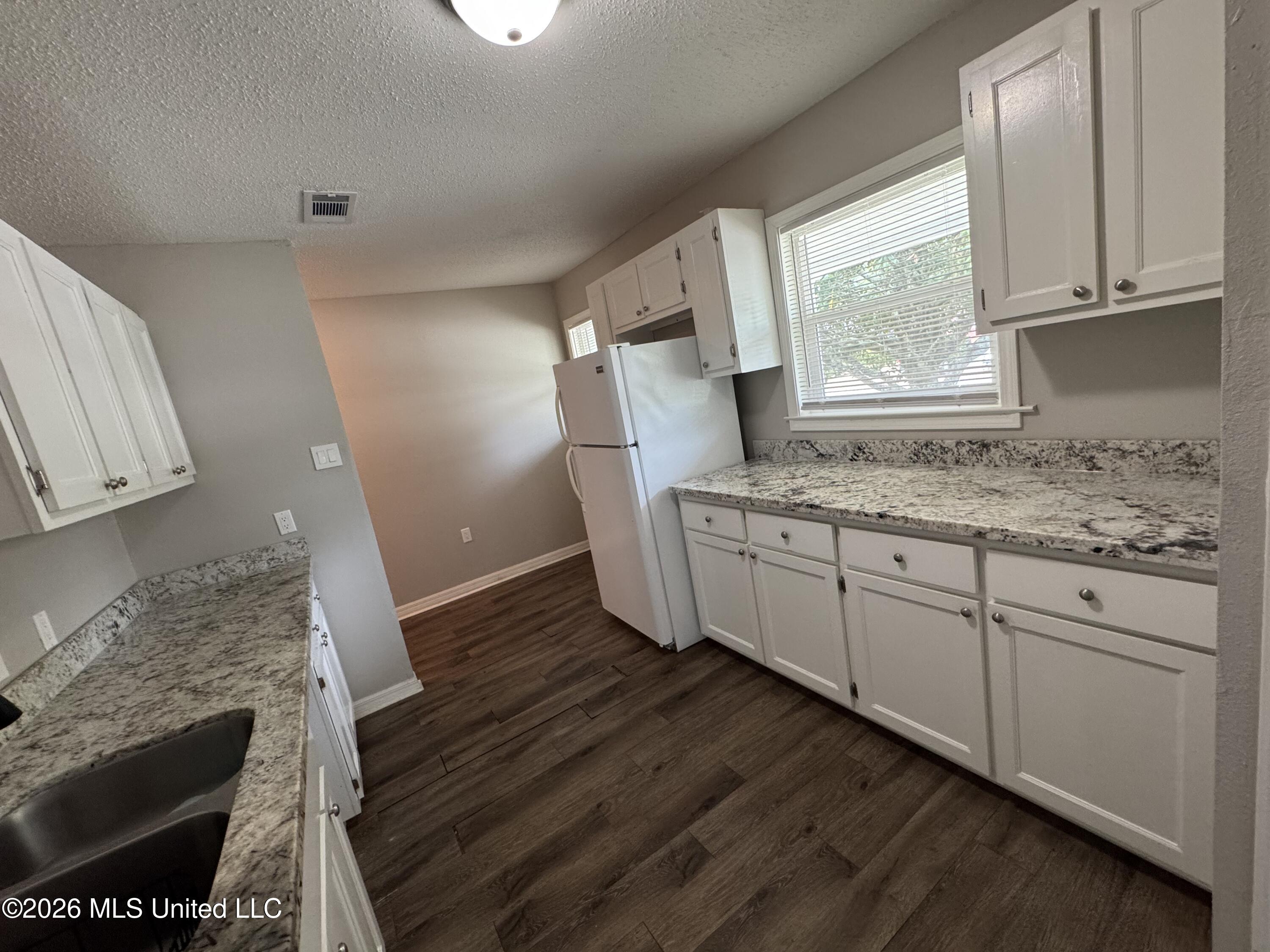 1714 Williams Street Property Photo 11