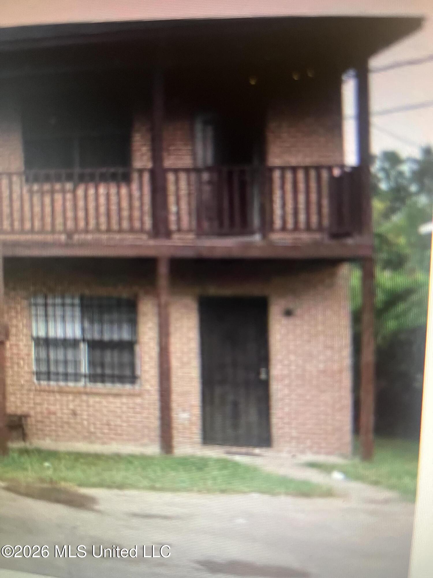 945 Robinson Road