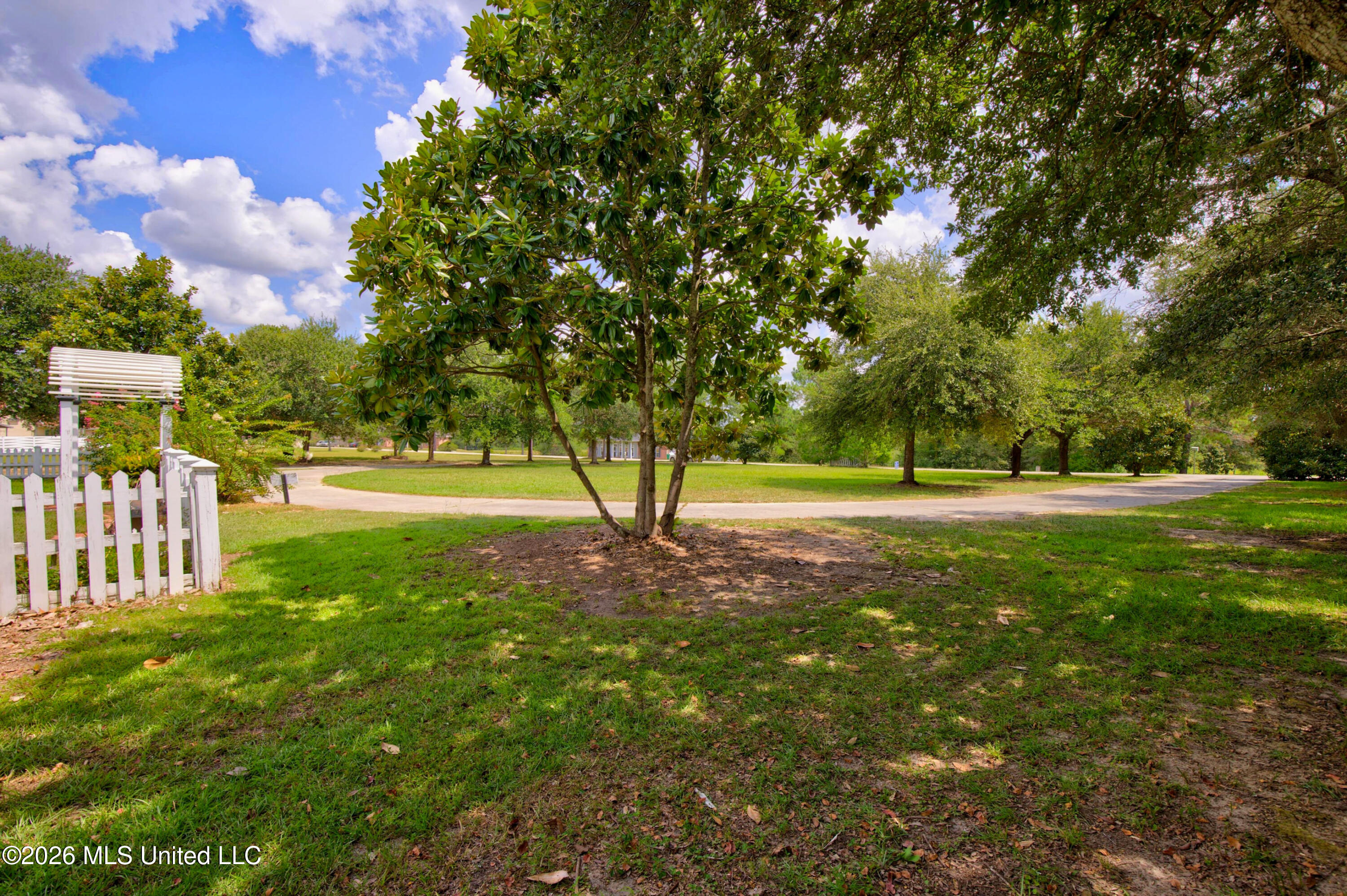 5037 Longbow Drive Property Photo 8