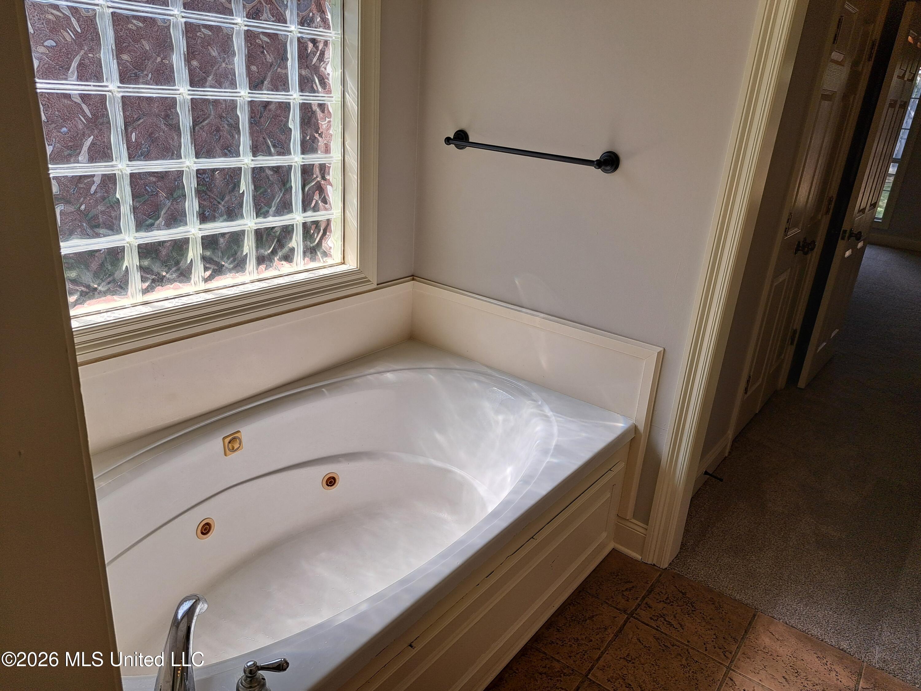 112 River Ridge Court Property Photo 13