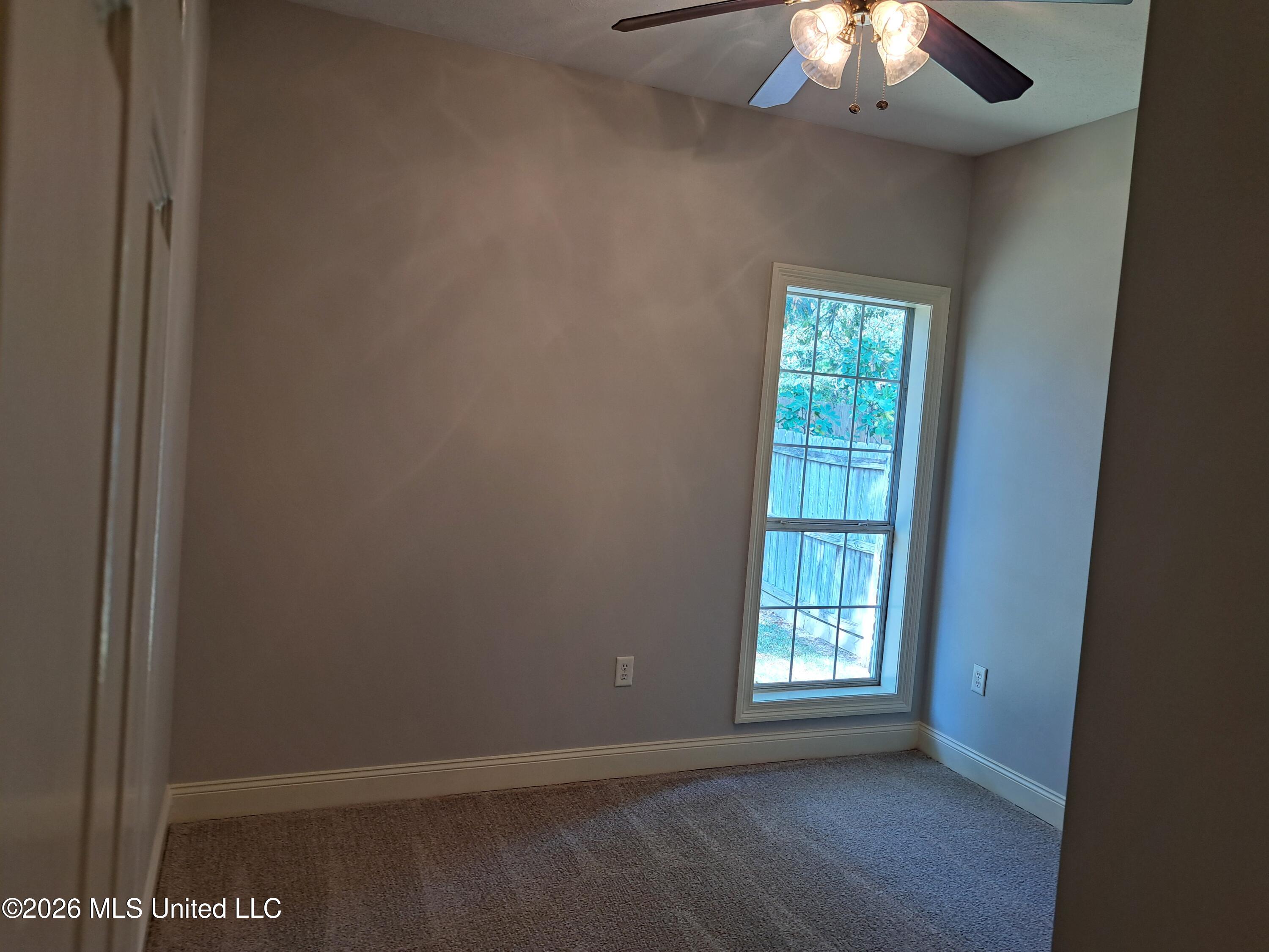 112 River Ridge Court Property Photo 16
