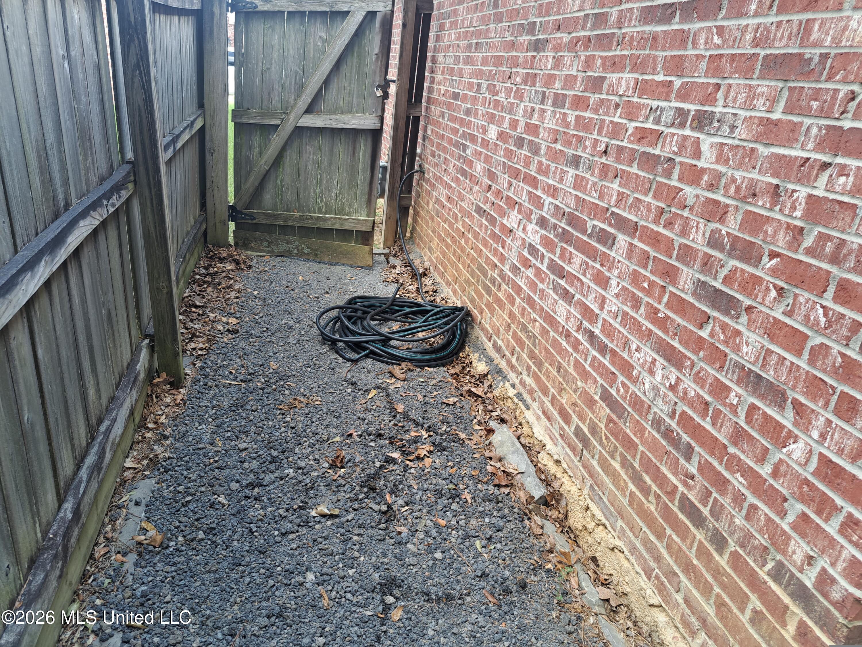 112 River Ridge Court Property Photo 18