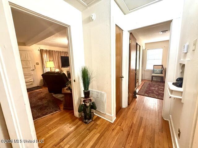 2524 Kelly Avenue Property Photo 17