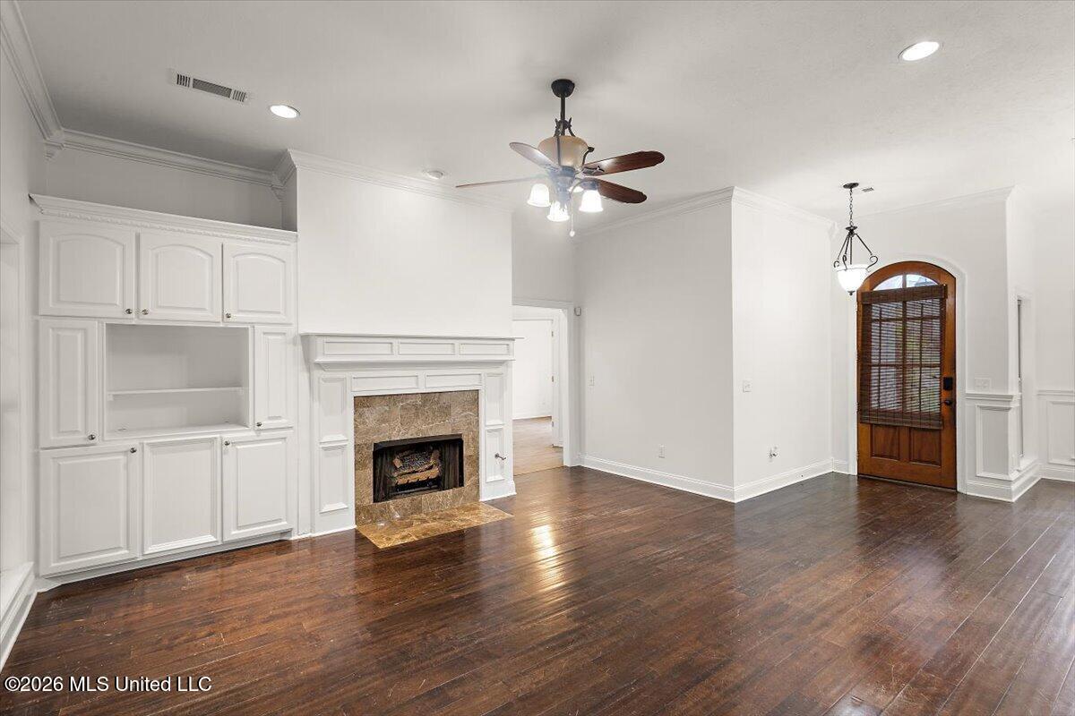 504 Asbury Lane Drive Property Photo 6