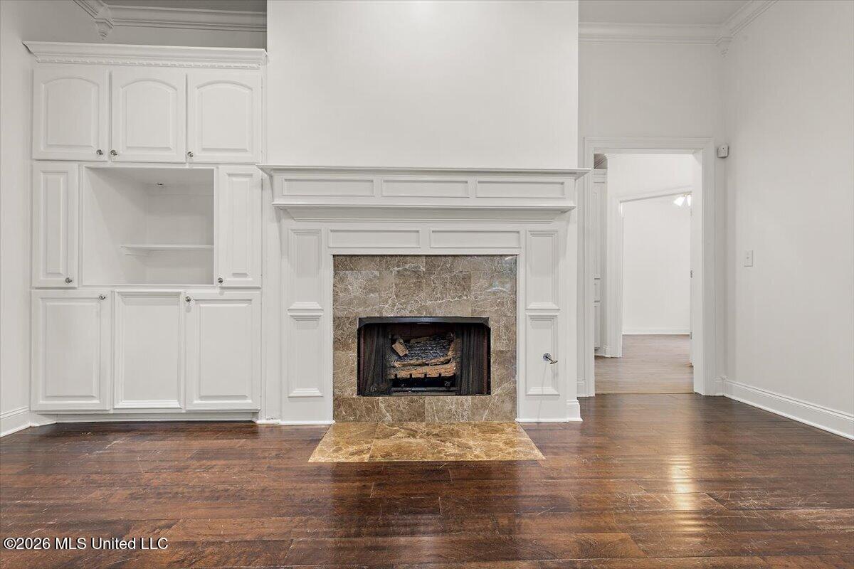 504 Asbury Lane Drive Property Photo 8
