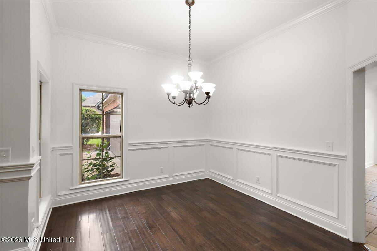 504 Asbury Lane Drive Property Photo 10
